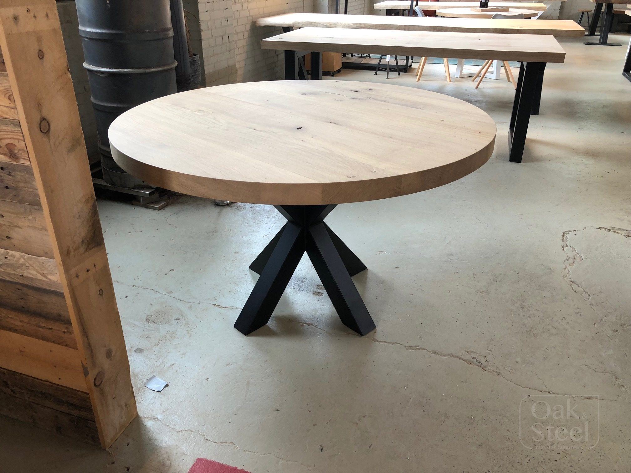 Vergelijking Bukken aardappel Ronde tafel - Oak & Steel