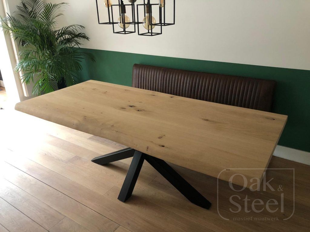 Boomstam tafel